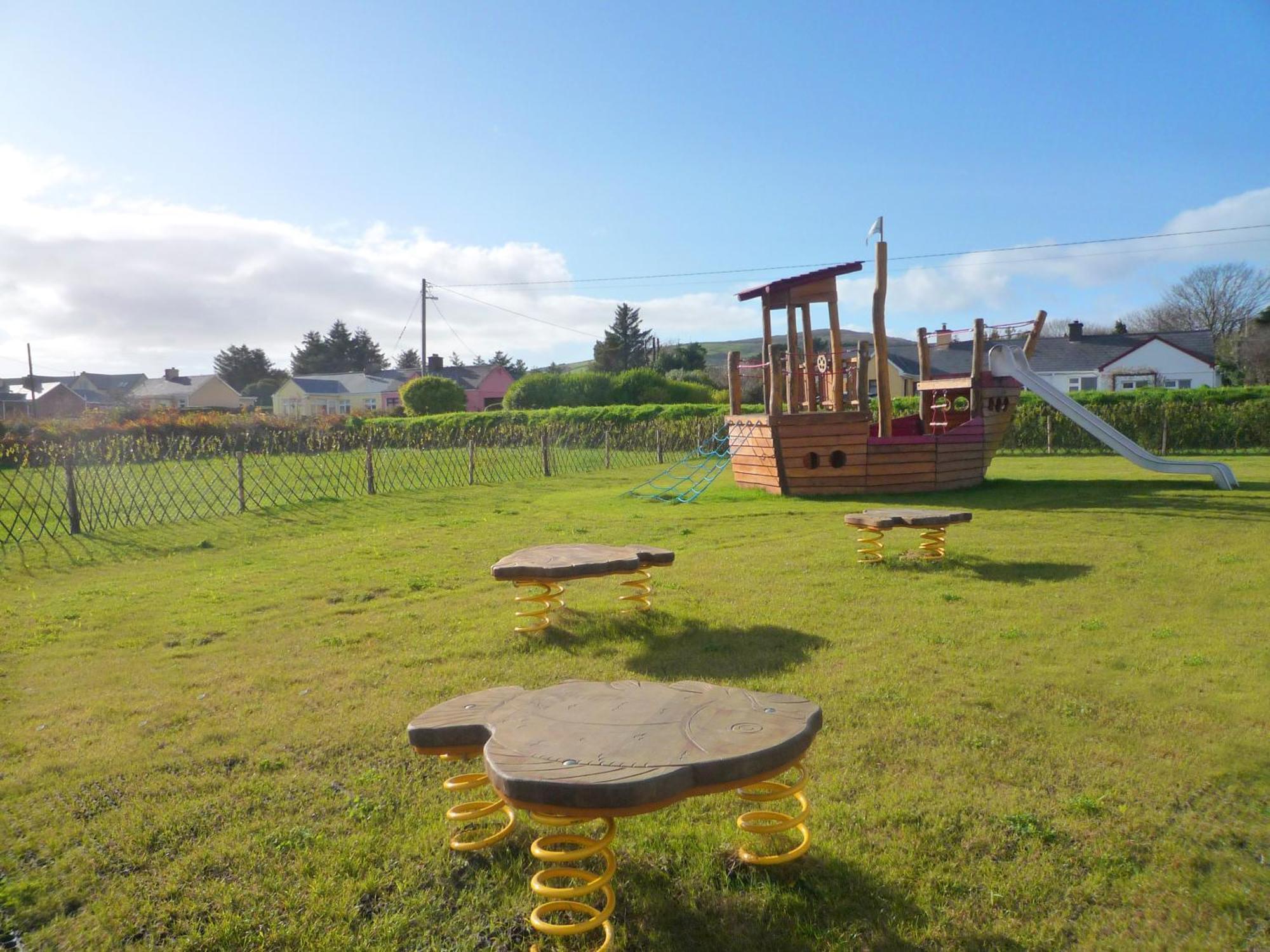 Shore Cottage - Cosy Comfort At The Sea Knights Town Exteriör bild