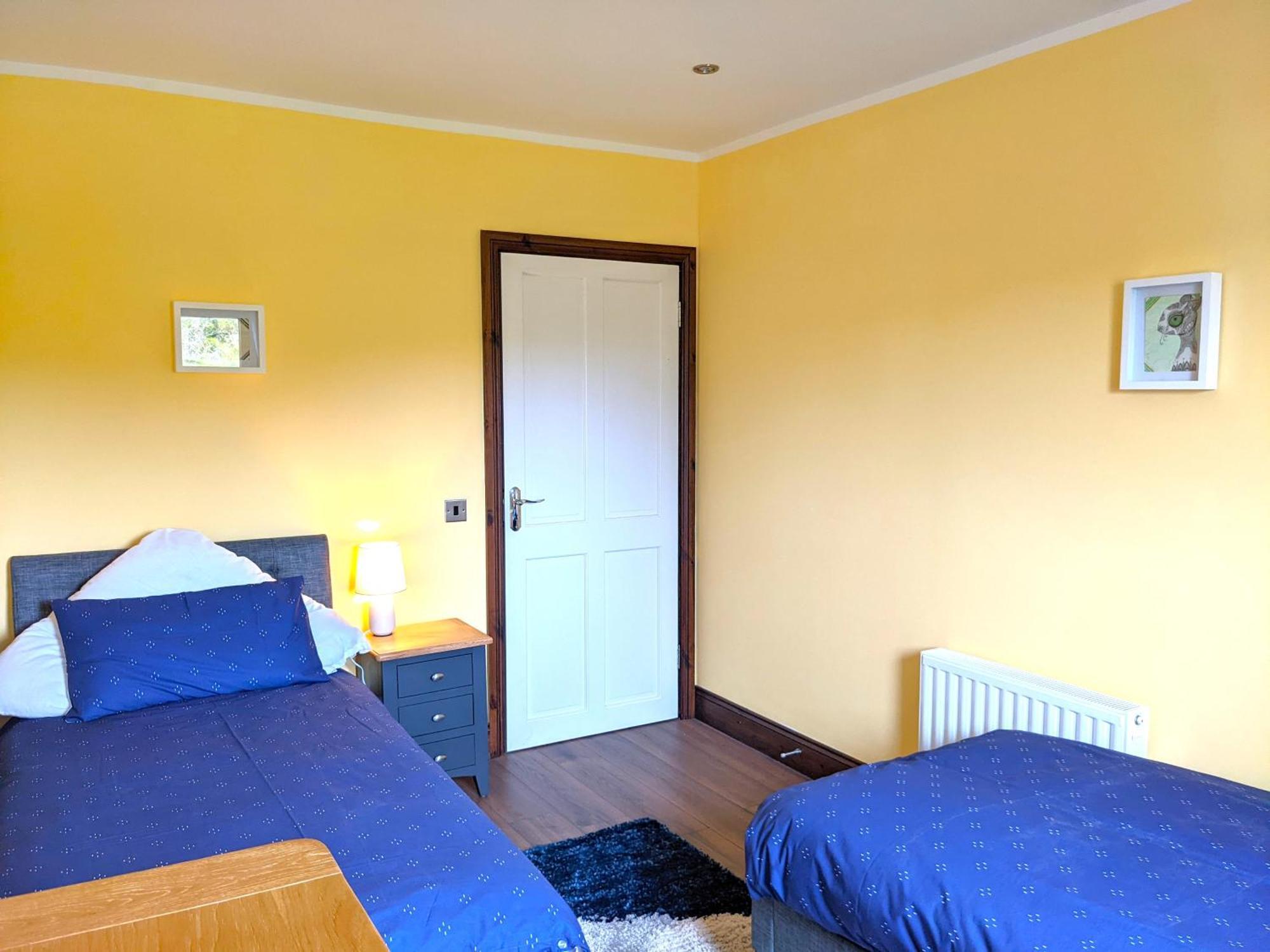 Shore Cottage - Cosy Comfort At The Sea Knights Town Exteriör bild